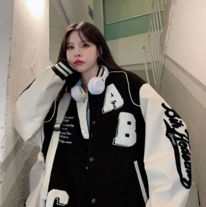 Jaket Bomber Wanita yang Bagus