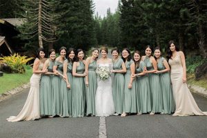 Pilihan Model Elegan Dengan Gaun Panjang